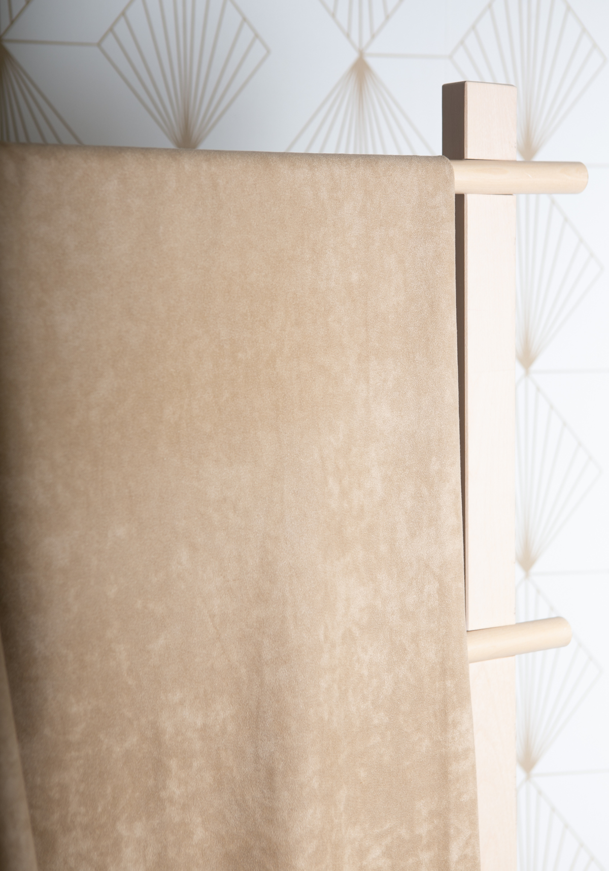 Suédine beige, marron ou vert mousse au mètre - Tissu aspect daim