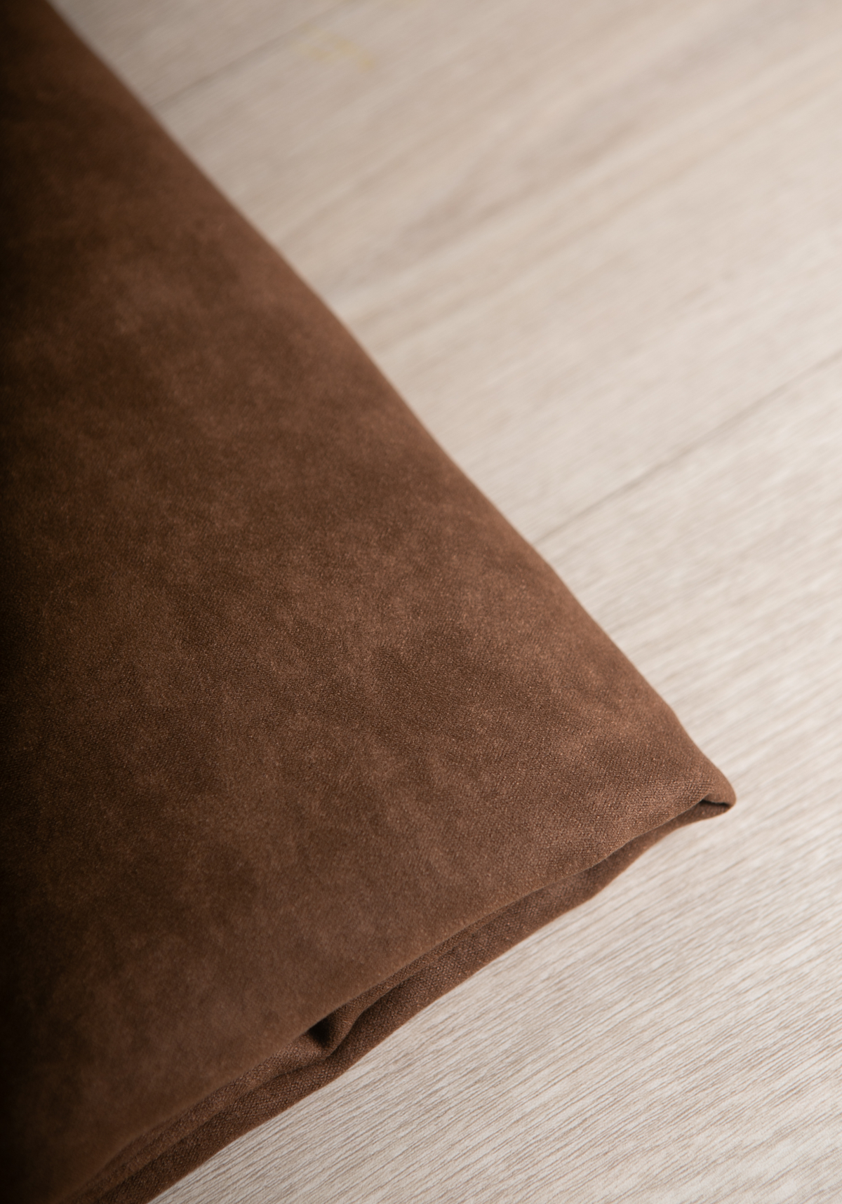 Suédine beige, marron ou vert mousse au mètre - Tissu aspect daim