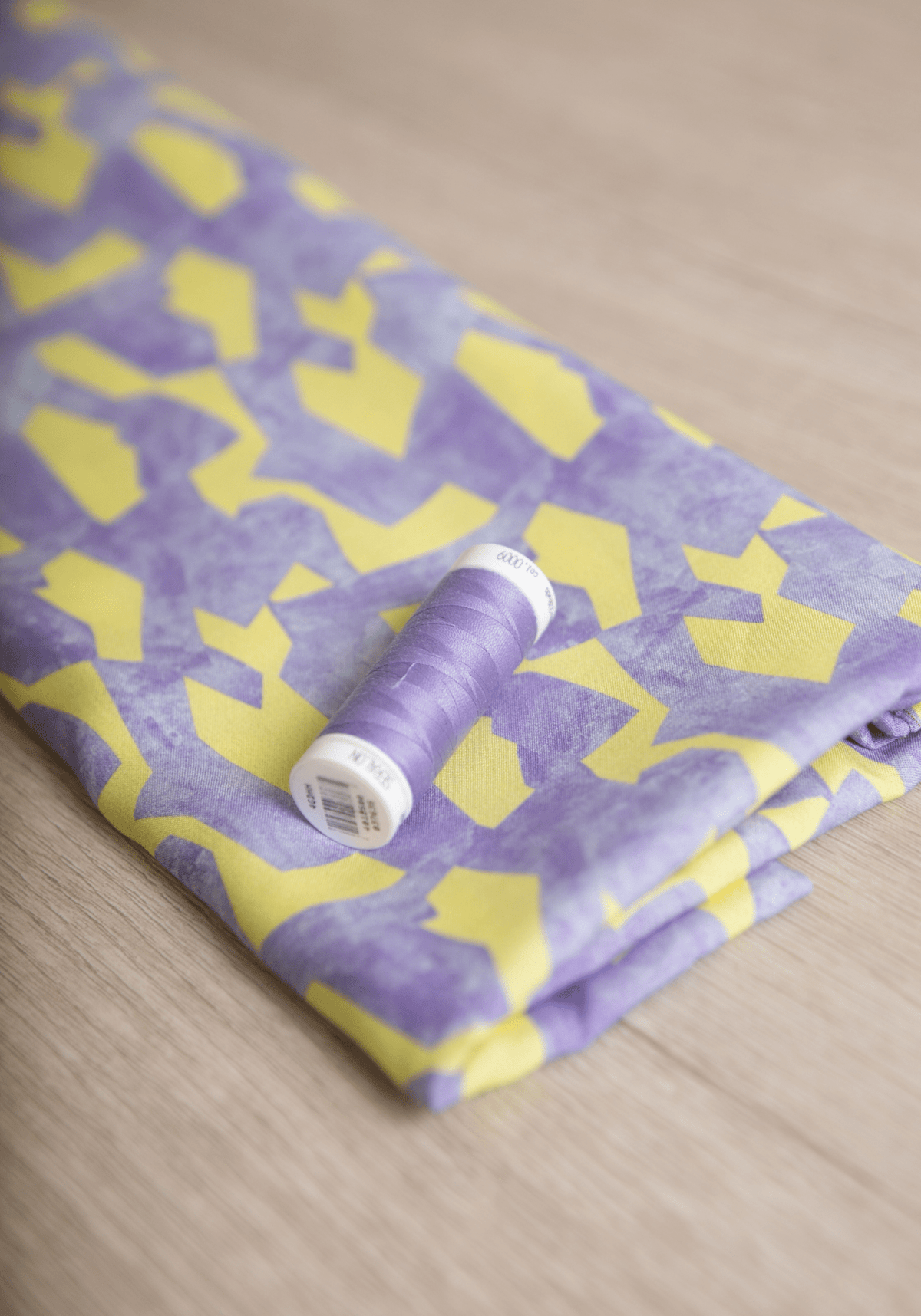 Tissu popeline de viscose imprimée Pietra - Plusieurs coloris - Maison Fauve